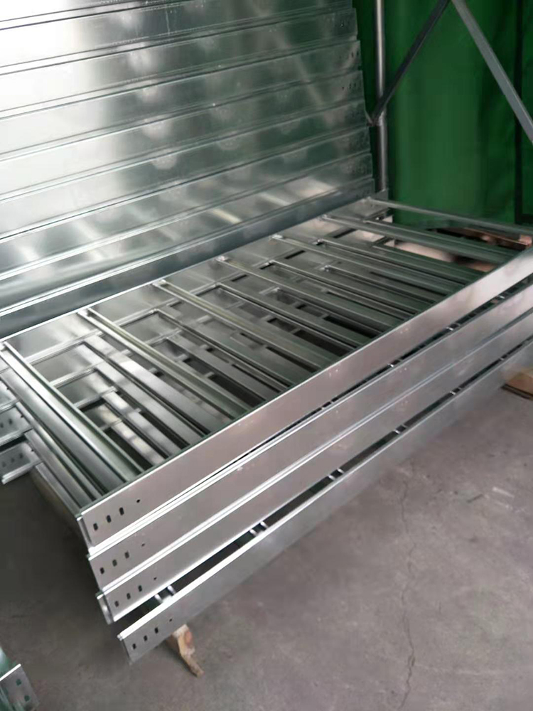 鍍鋅梯式橋架具備的不同結(jié)構(gòu)