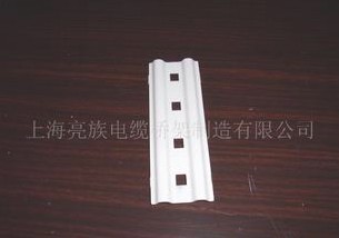 鍍鋅沖孔橋架在安裝方面需要規(guī)范點(diǎn)